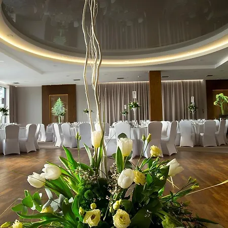 Navigator I Konferencje 3*