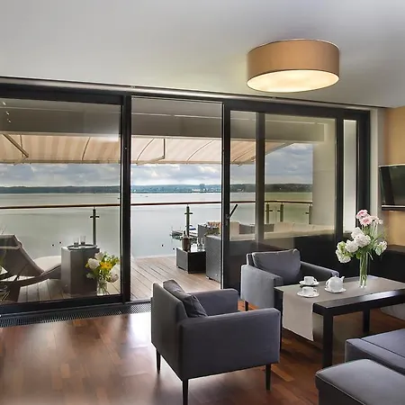 Navigator I Konferencje