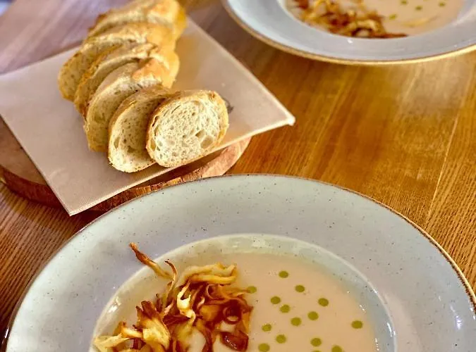 Hotel Navigator I Konferencje