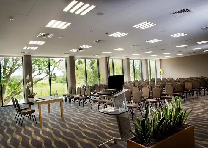 Navigator I Konferencje Hotel